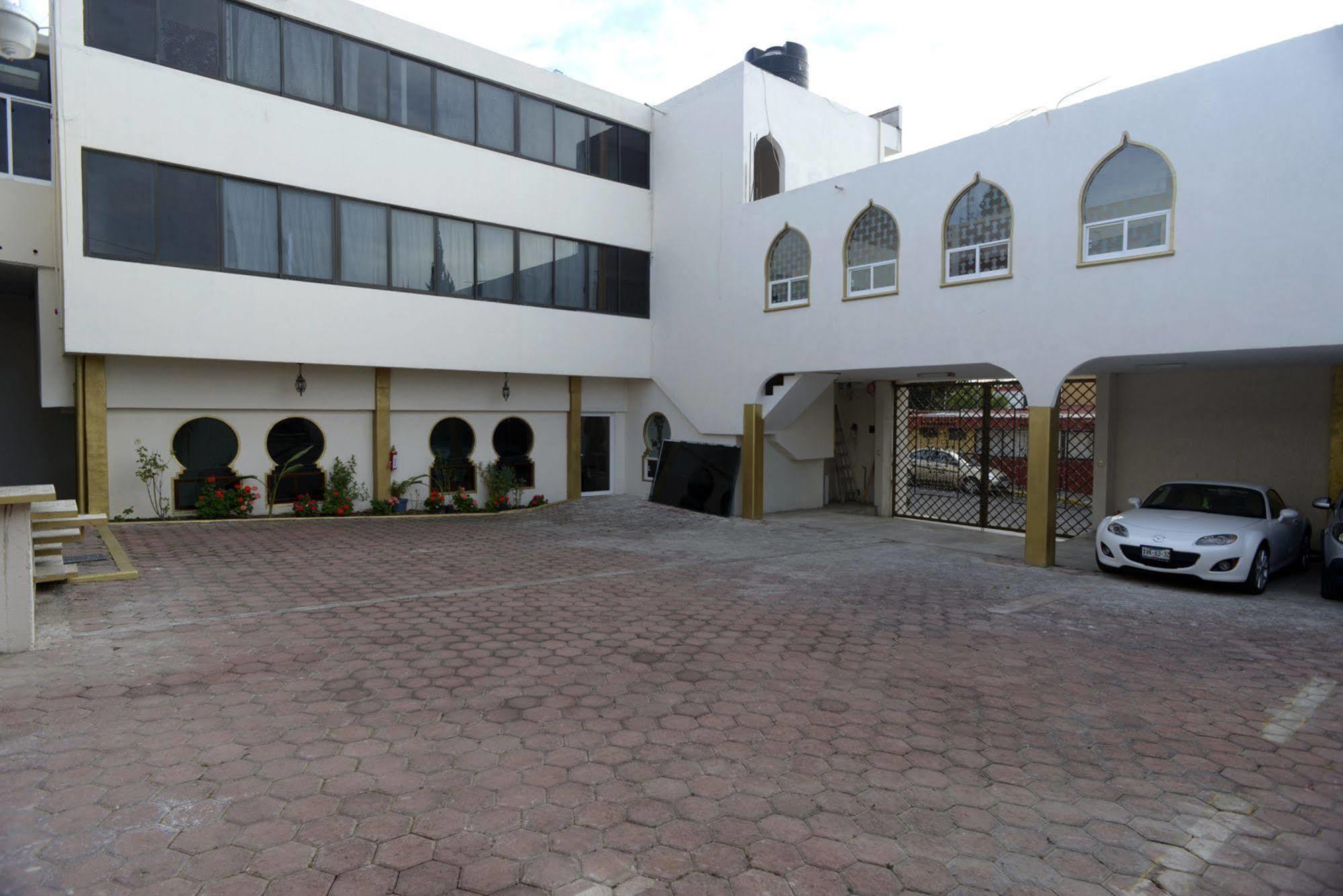 Casa Shalom Puebla Hotel Exterior photo